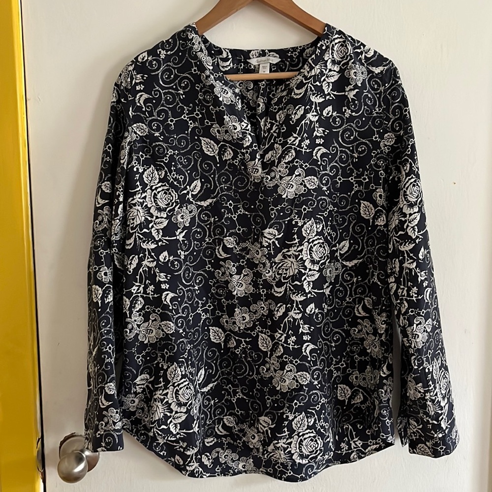 Garnet Hill Navy Bandana Silk Blouse M